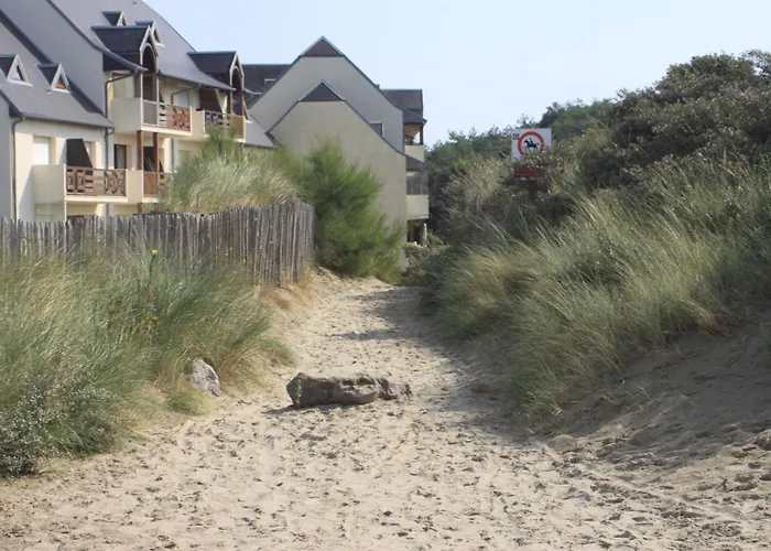 Holiday home Maison De La *