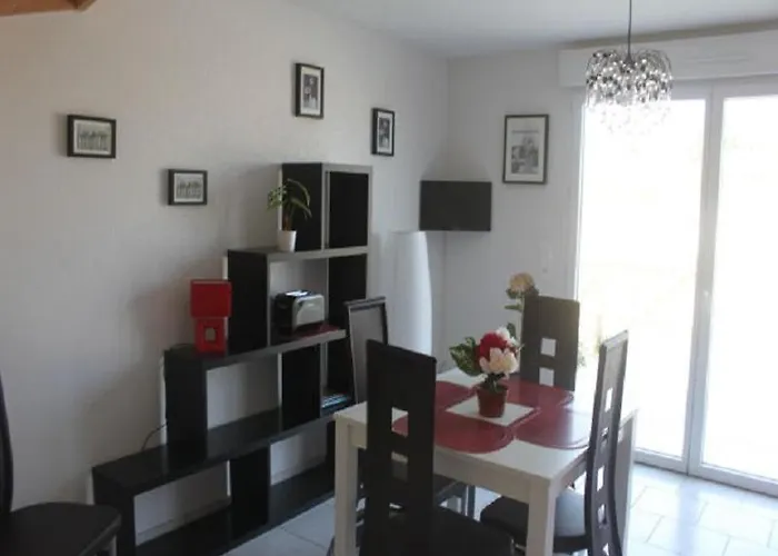 Maison De La Holiday home